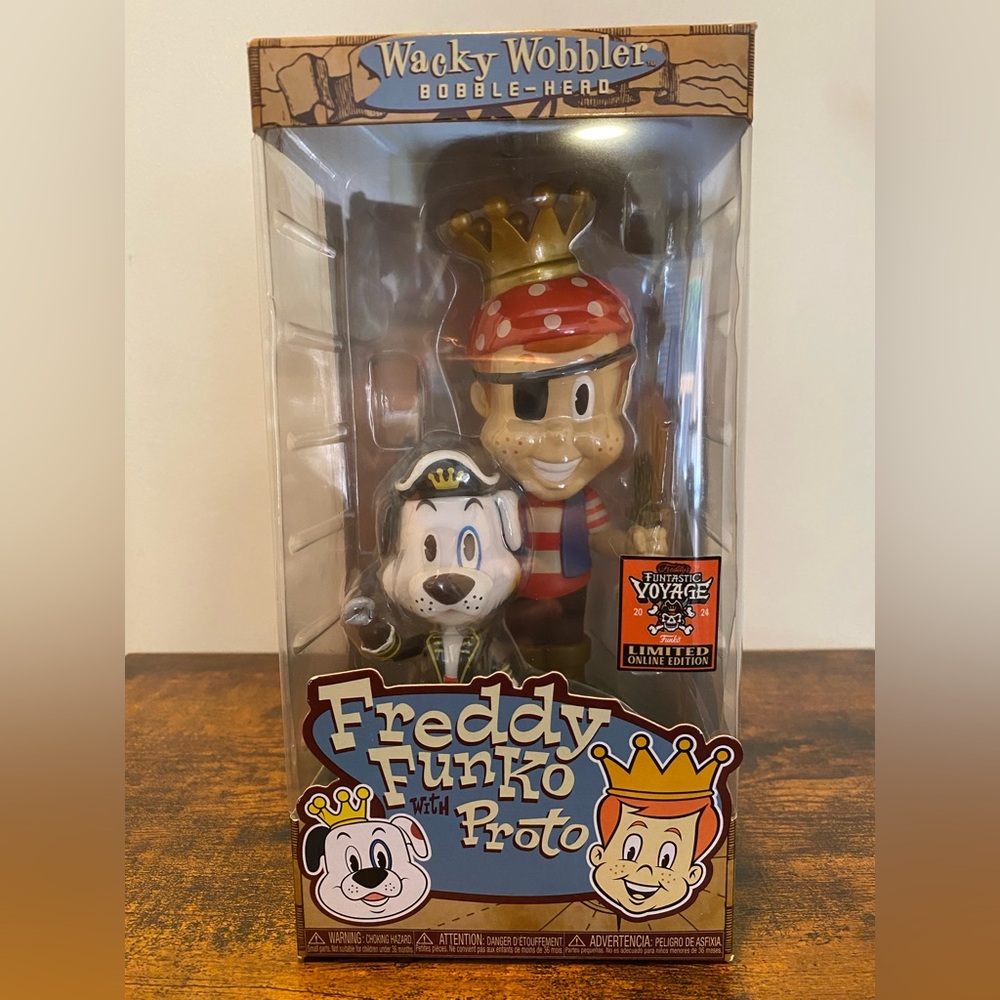 Funko Wacky Wobbler: Freddy Funko - Freddy Funko with Proto